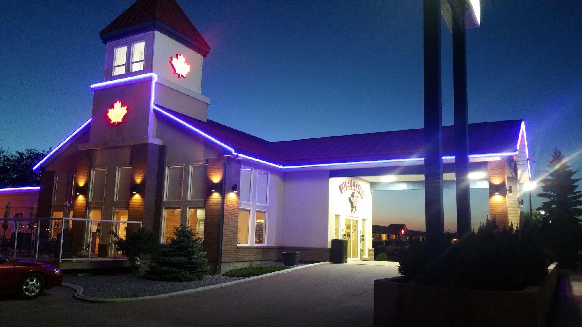 Canadian Motel Северен Батълфорд Екстериор снимка
